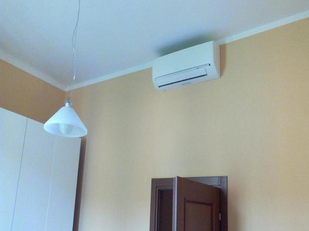 Stazione Centrale Bed and Breakfast Bolonia Exterior foto